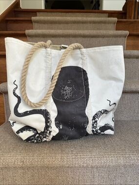 Sea Bags Medium White Canvas Tote with Navy Octopus Print and Rope Handles